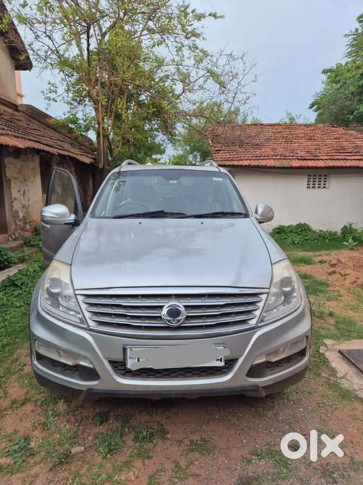 Mahindra Rexton 2015 Diesel Well Maintained
