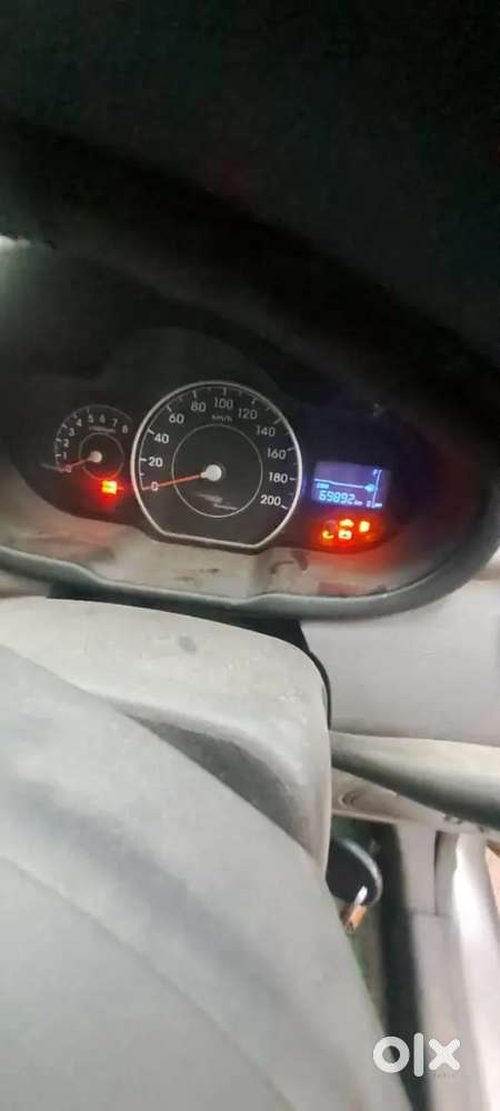 Hyundai I10 2012 Model( Valid April 2027) Petrol +cng3rd Owner