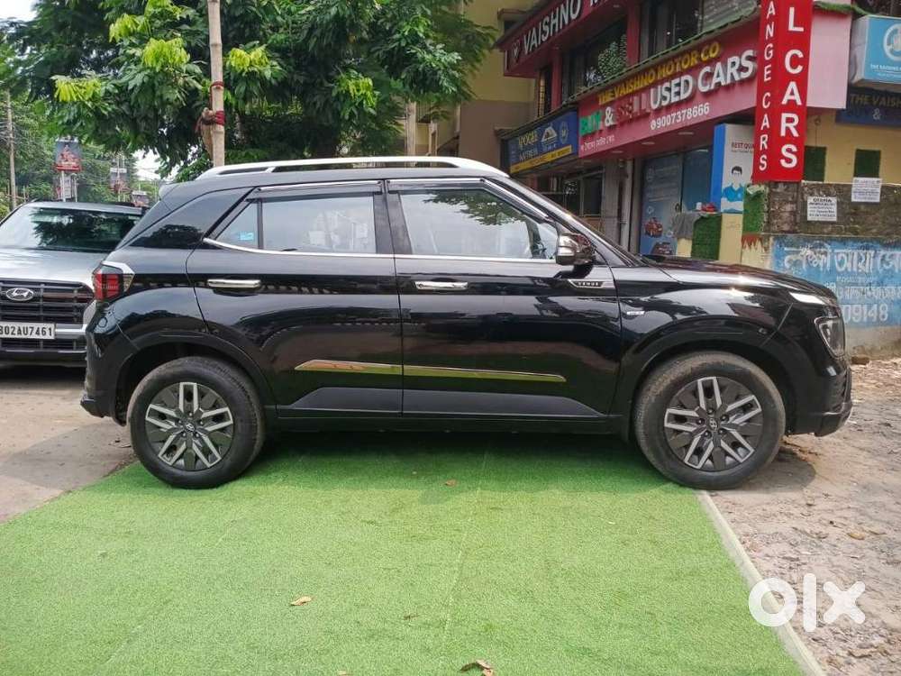 Hyundai Venue 1.0 S (o) Turbo Dct, 2024, Petrol