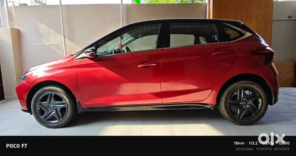 I20 Sportz In Very Light Used Condition And Proper Service History