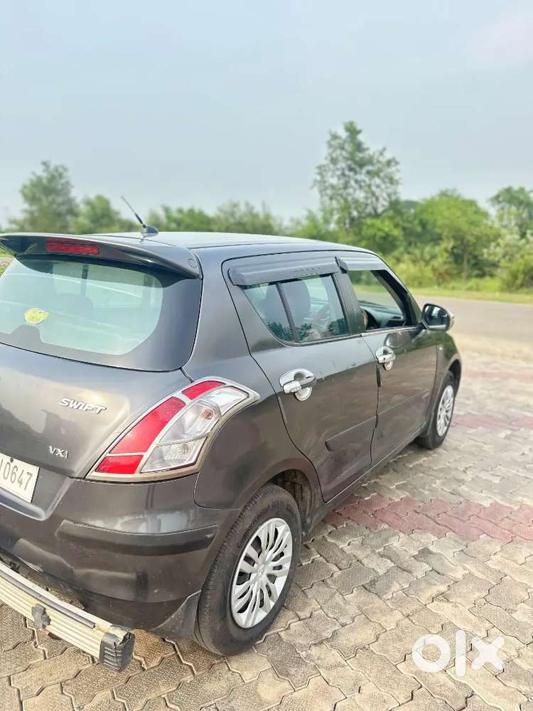 Maruti Suzuki Swift 2016