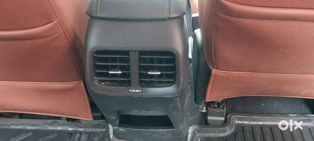 Mg Hector Plus Sharp Pro 2.0 Turbo Diesel 6 Str Dual Tone, 2021, Die..