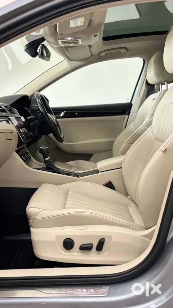 Skoda Superb 2.0 L&k Tsi At, 2021, Petrol