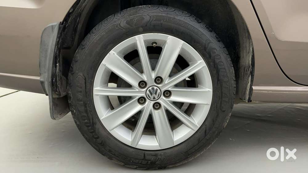 Volkswagen Vento 2013-2015 1.2 Tsi Highline At, 2016, Petrol