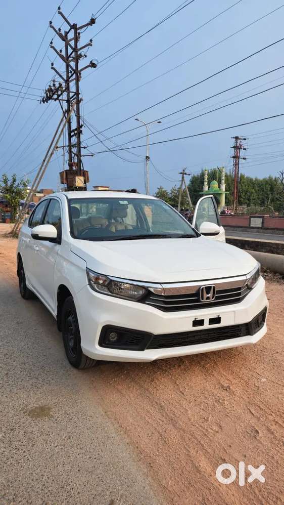 Honda Amaze 1.2 Petrol 2023