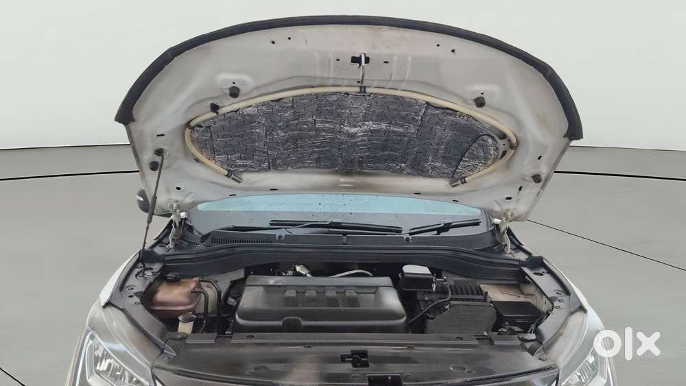 Mahindra Xuv700 2.2 Ax 5 Diesel At 7 Str, 2022, Diesel