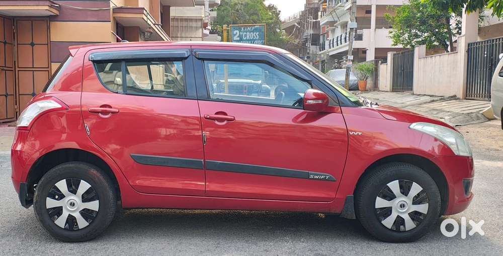 Maruti Suzuki Swift 2011 Petrol Manual