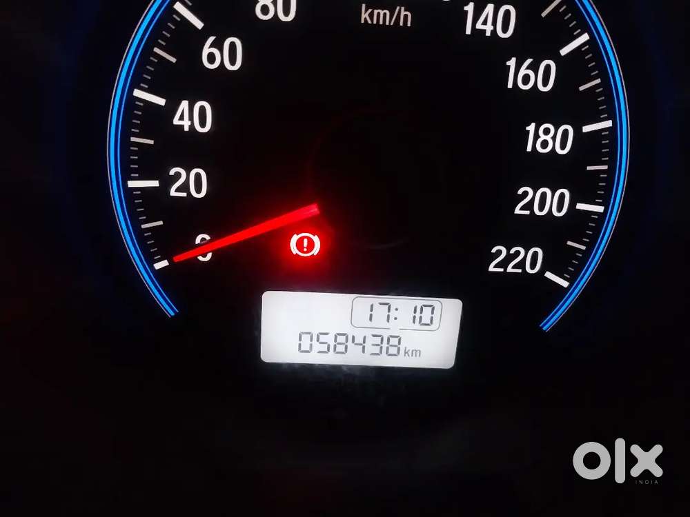 Maruti Suzuki Swift Petrol Manual 2005