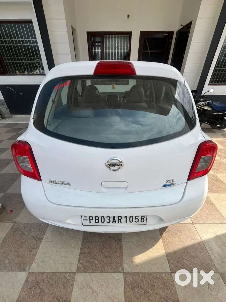 Nissan Micra 2016 Diesel 90000 Km Driven