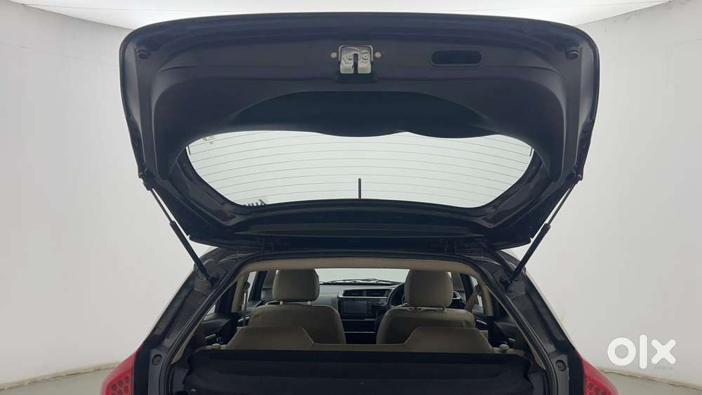 Honda Jazz [2020-2023] 1.2 Vx I-vtec Mt, 2019, Petrol