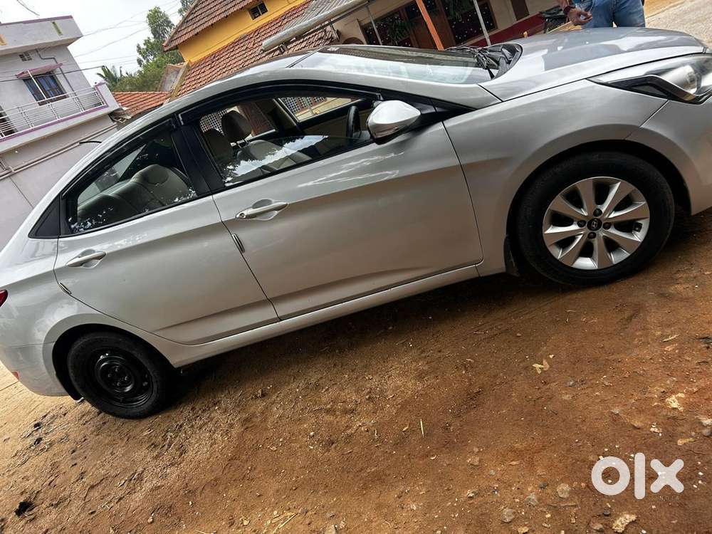 Hyundai Fluidic Verna Diesel Automatic 2016