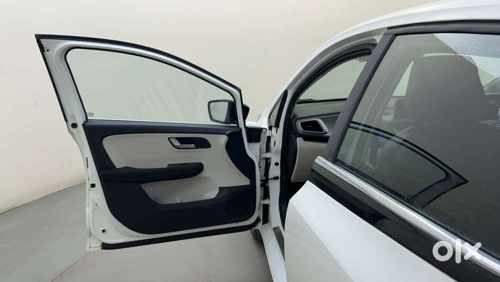 Tata Altroz Xza Petrol, 2023, Petrol