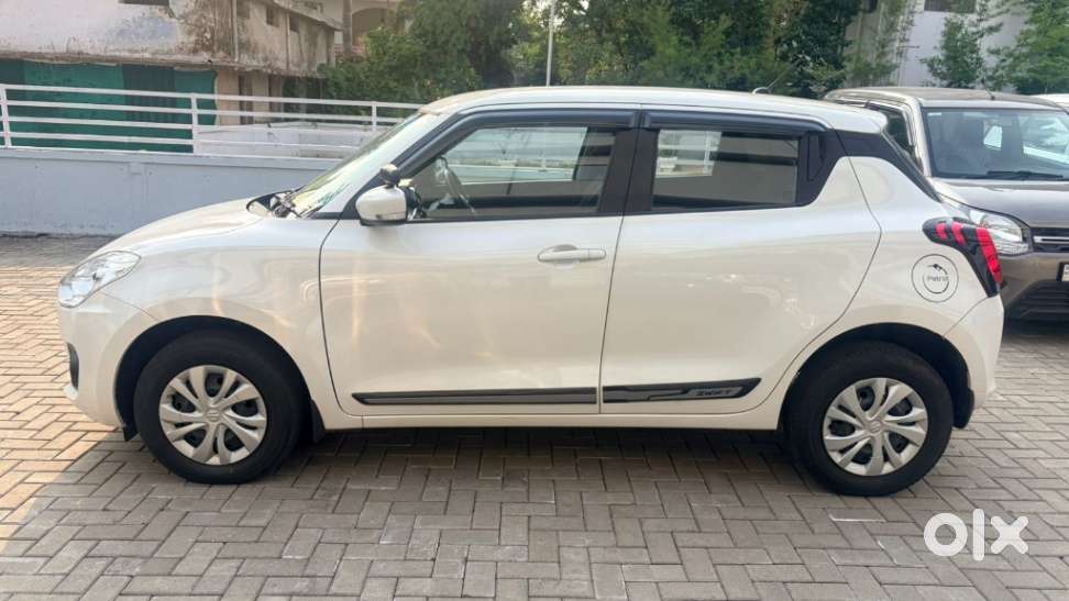 Maruti Suzuki Swift 2018 Vxi, 2023, Petrol
