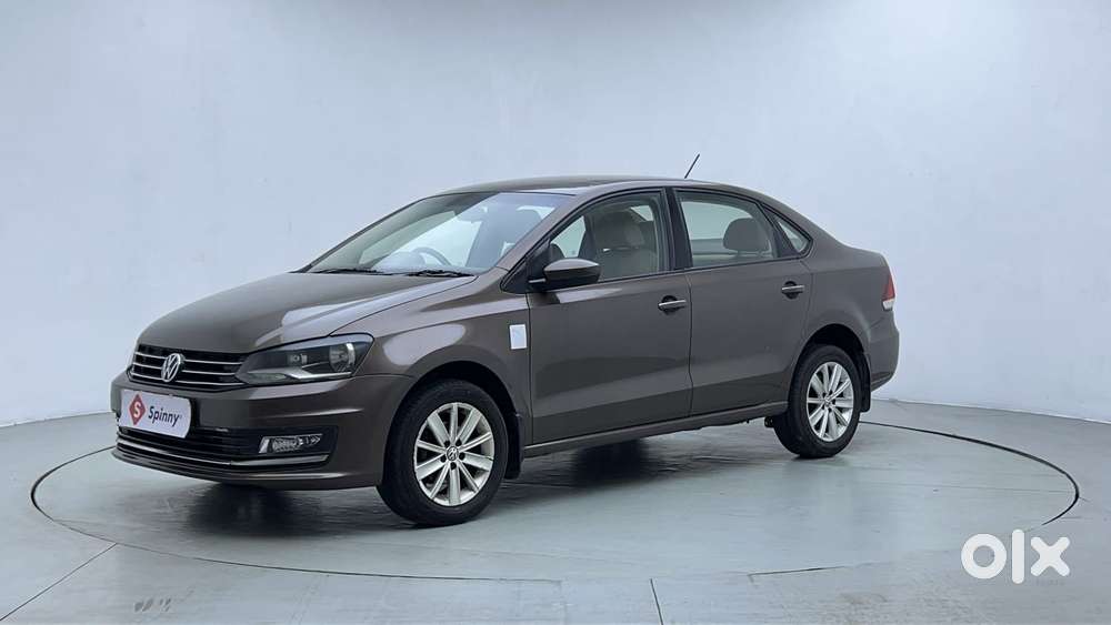 Volkswagen Vento 1.6 Highline, 2016, Petrol