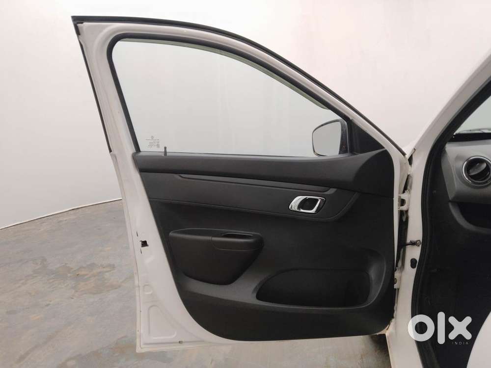 Renault Kwid 1.0 Rxt Sce Special (o), 2018, Petrol