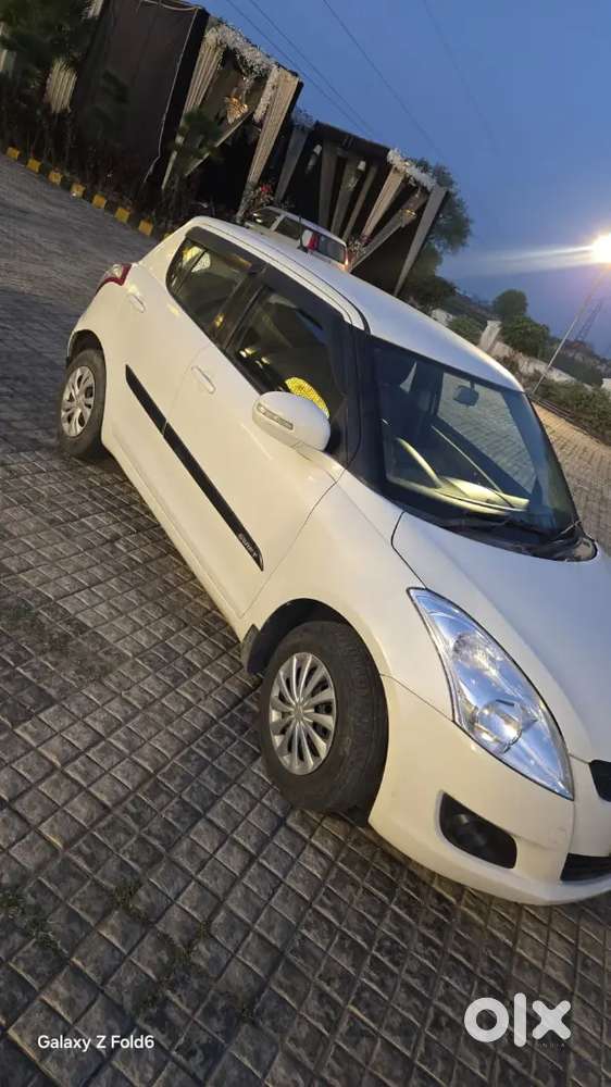 Swift Vxi Pure Petrol Brand New Condition Documents Complete
