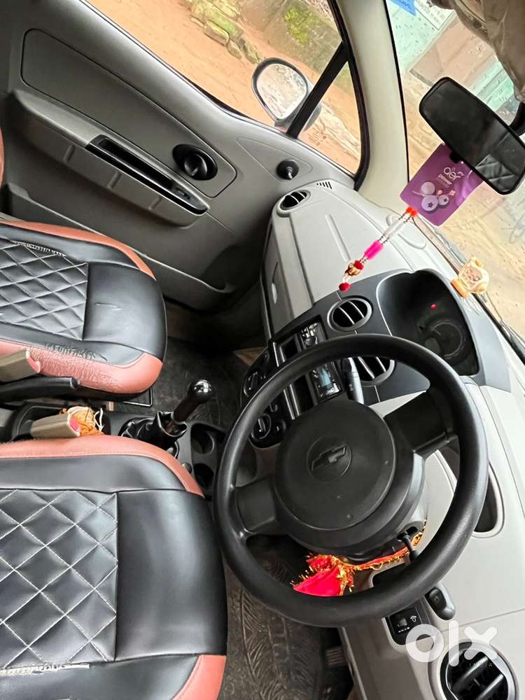Chevrolet Spark Petrol 2013