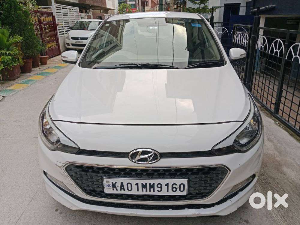 Hyundai Elite I20 Sportz (o) 1.2, 2016, Petrol