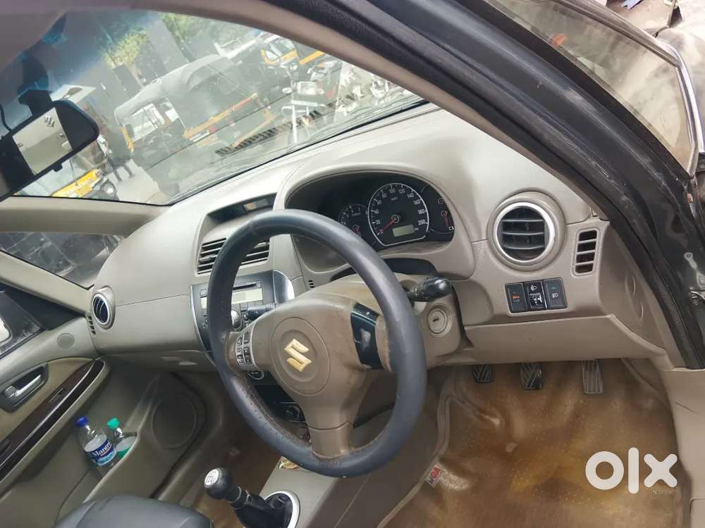 Maruti Suzuki Sx4 1.6 Zxi 2010