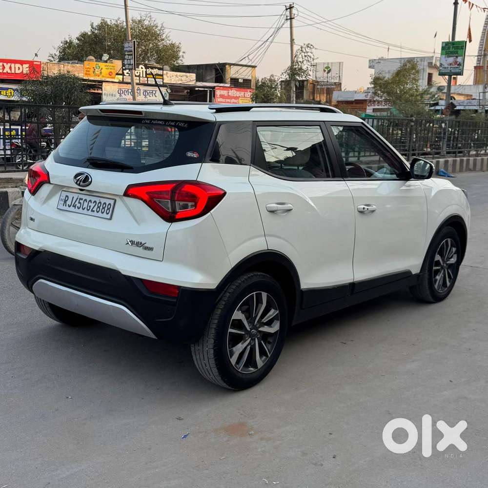 Mahindra Xuv300 W8 Option Dual Tone Diesel, 2019, Diesel
