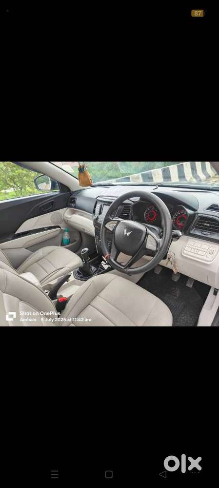 Mahindra Xuv300 W8 Option Diesel, 2023, Diesel