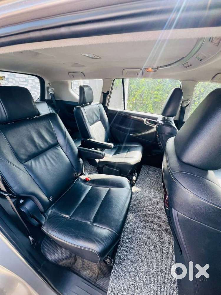 Toyota Innova Crysta 2.4 Z 7 Str, 2016, Diesel