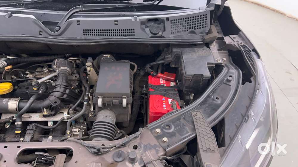 Nissan Magnite Xv Turbo, 2022, Petrol