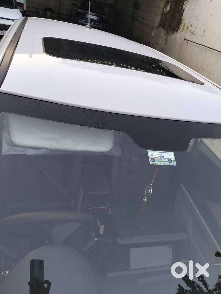 Mahindra Xuv 3xo, 2025, Petrol
