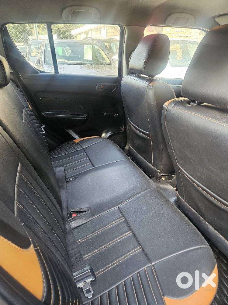 Maruti Suzuki Swift Lxi Optional-o, 2015, Petrol