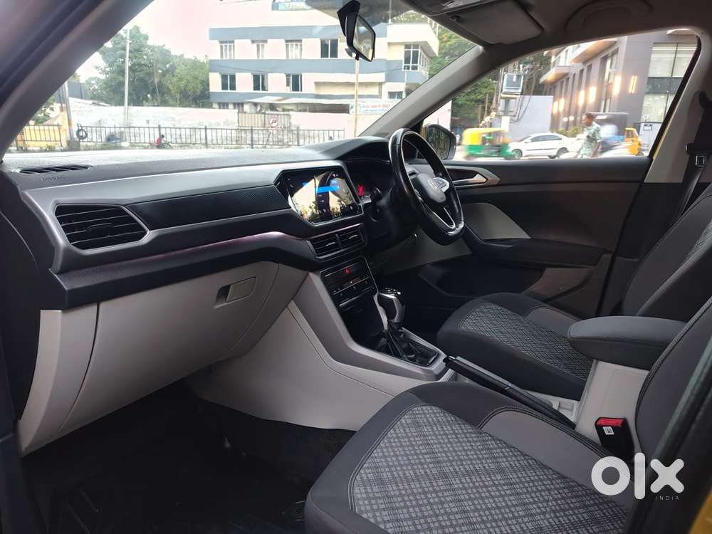 Volkswagen Taigun 1.0 Tsi Highline At, 2022, Petrol