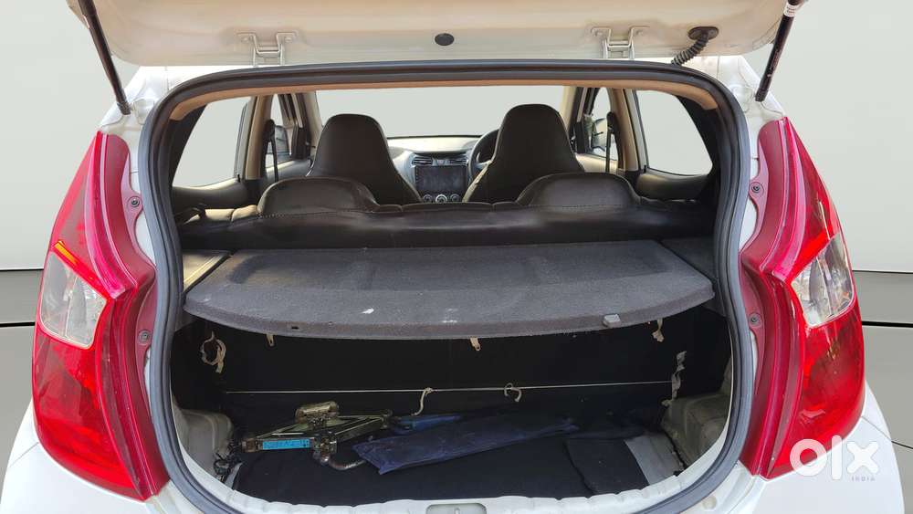 Hyundai Eon Magna +, 2017, Petrol