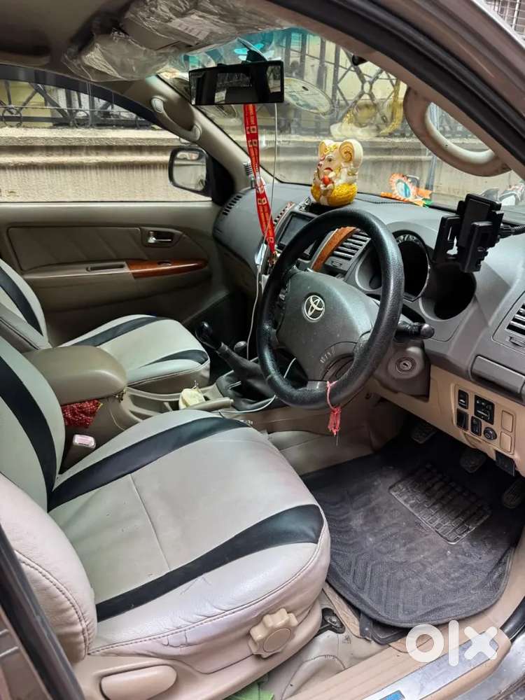 Toyota Fortuner 3.0 4x4 2011 Super Class Condition