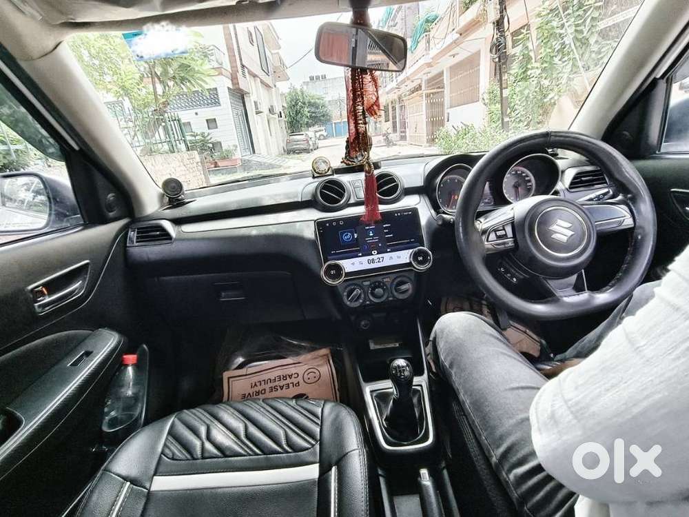 Maruti Suzuki Swift Vxi + Manual, 2022, Petrol