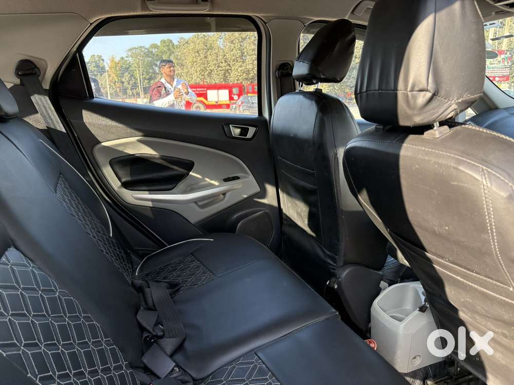 Ford Ecosport Signature Edition Petrol, 2015, Petrol