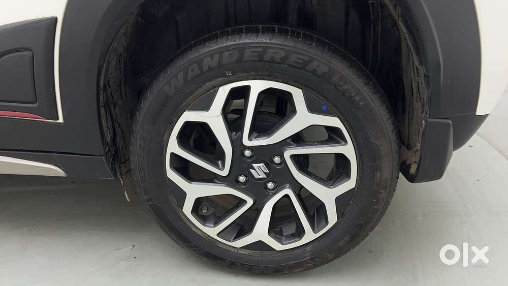Maruti Suzuki Fronx Alpha 1.0l Turbo 6 At, 2023, Petrol