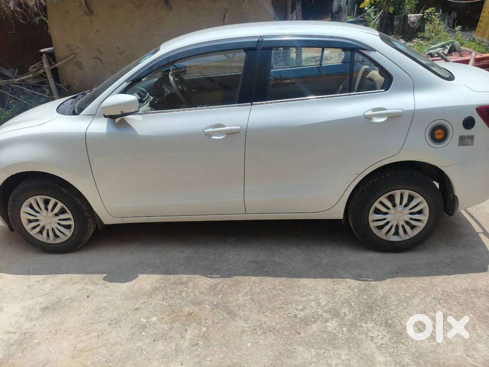 2022 Maruti Suzuki Dzire 1.2 Vxi Cng First Owner