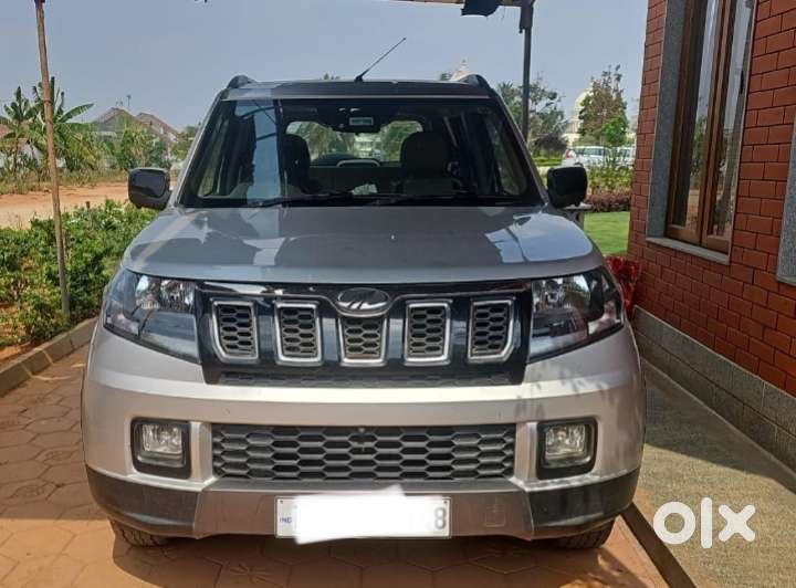 Mahindra Tuv 300 T10, 2020, Diesel