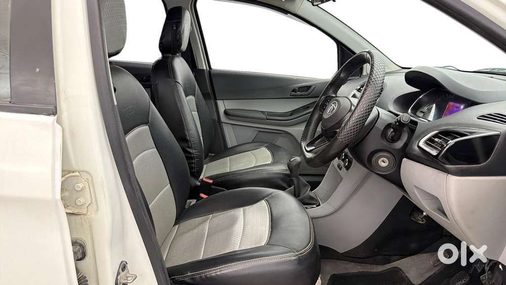 Tata Tiago 1.2 Revotron Xt, 2022, Petrol