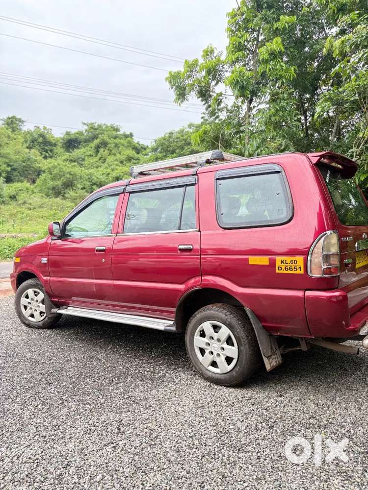 Chevrolet Tavera Neo 2012 Diesel Well Maintained