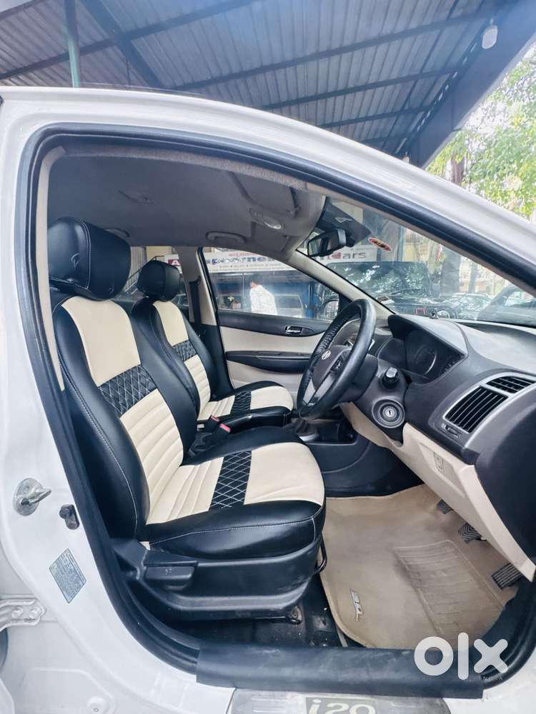 Hyundai I20 Sportz 1.4 Crdi 6 Speed Bs-iv, 2013, Diesel