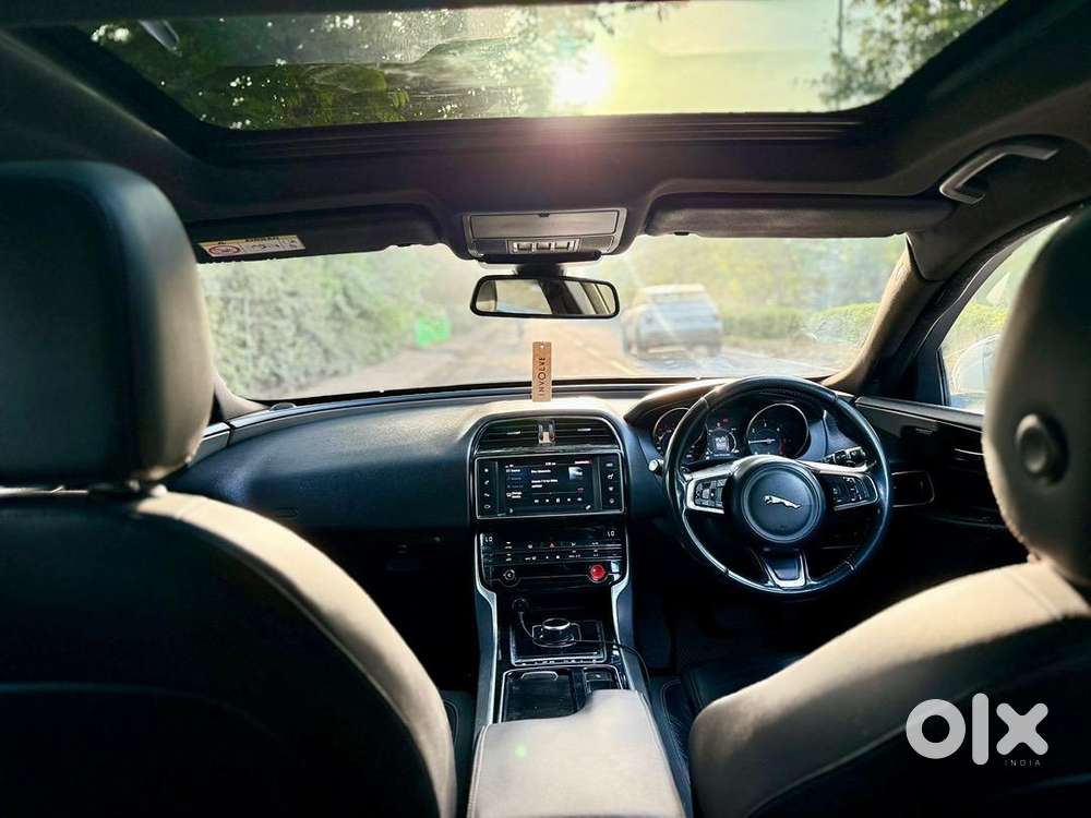 Jaguar Xe 2018