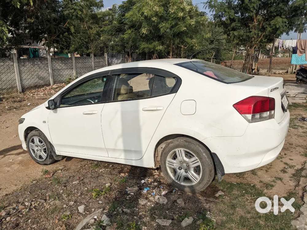 Honda City 2010 Cng & Hybrids Well Maintained