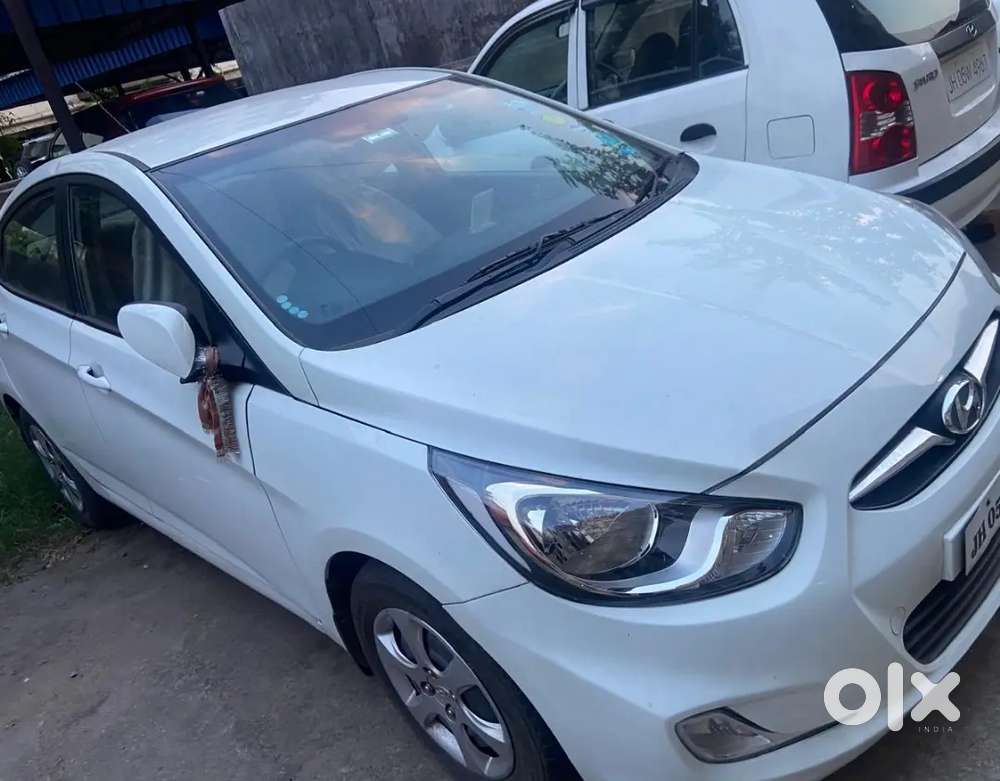 Hyundai Verna 2012 Petrol 73000 Km Driven