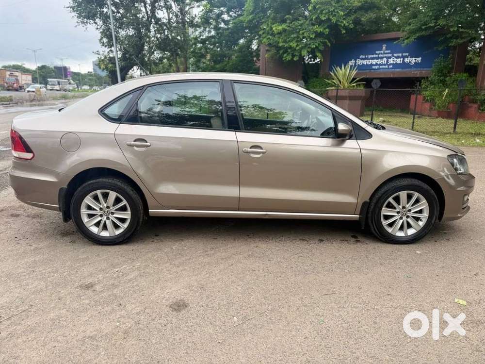 Volkswagen Vento 1.2 Tsi Highline Plus At, 2017, Petrol