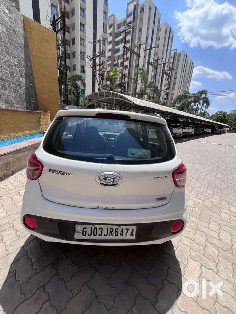 Hyundai  Automatic Grand I10 2017 Petrol Well Maintained