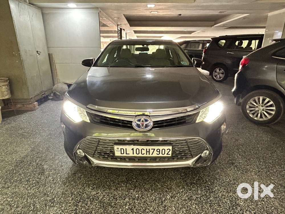 Toyota Camry Hybrid 2017