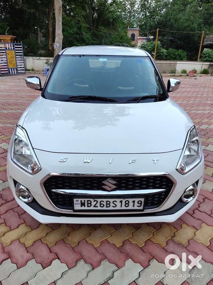 Maruti Suzuki Swift Vxi + Manual, 2022, Petrol