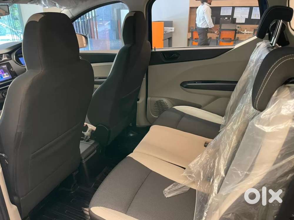 Renault Triber Rxt, 2019, Petrol