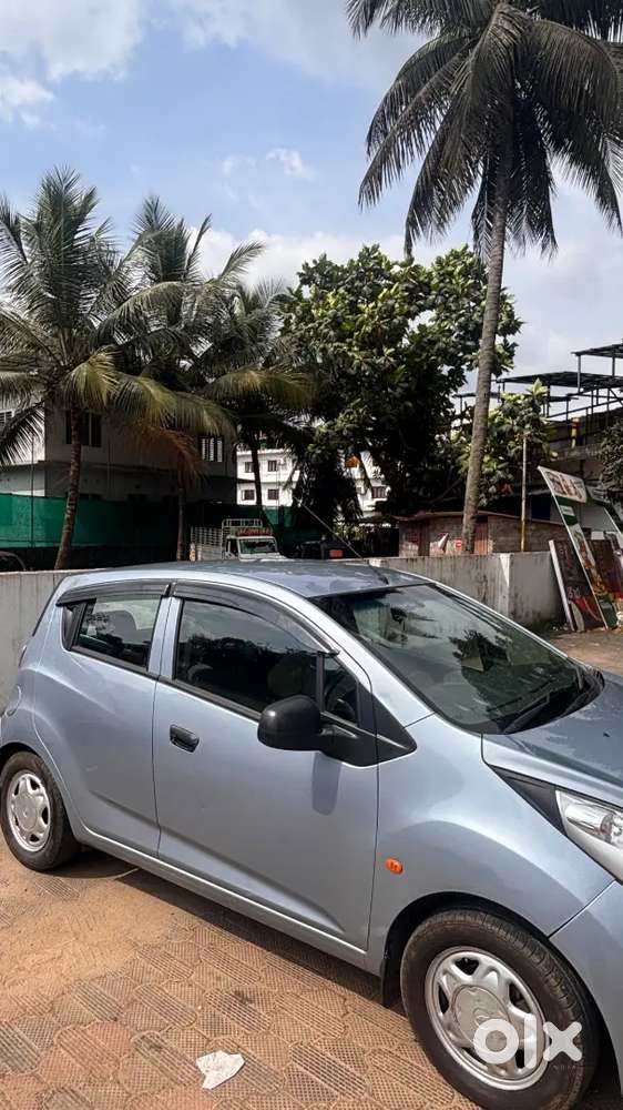 Chevrolet Beat Petrol 2010