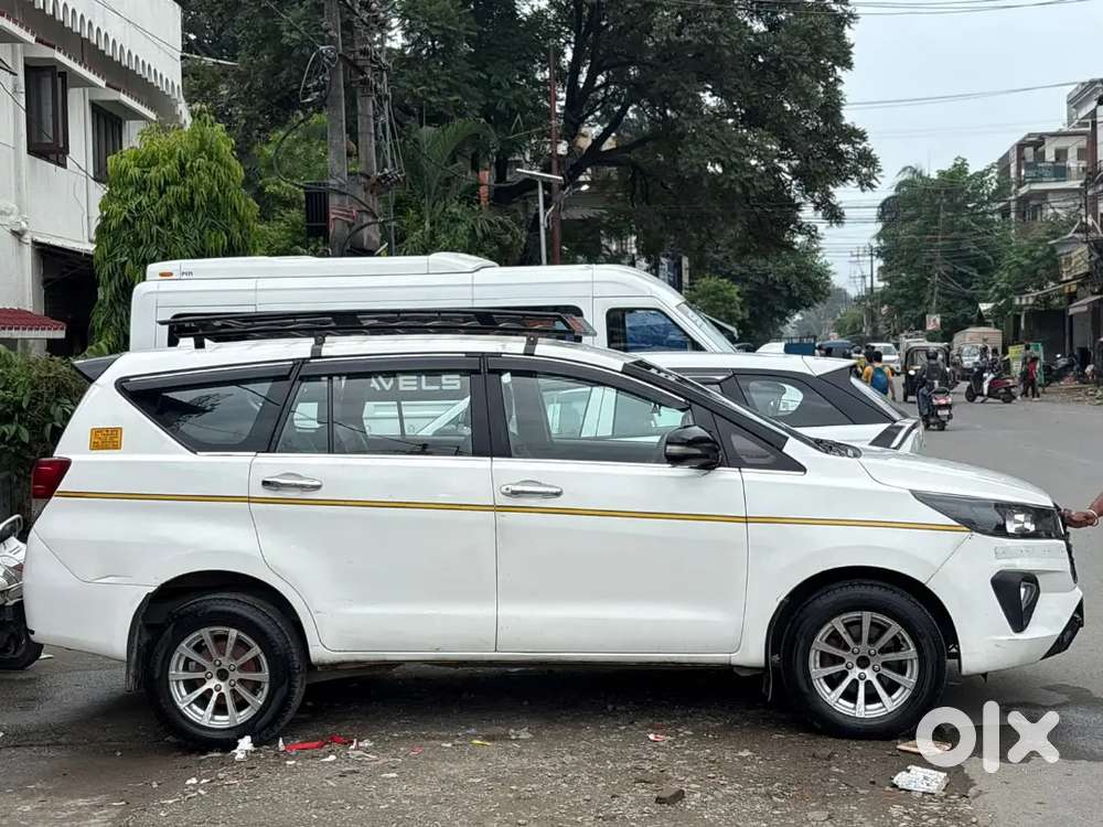 Toyota Innova Crysta 2017
